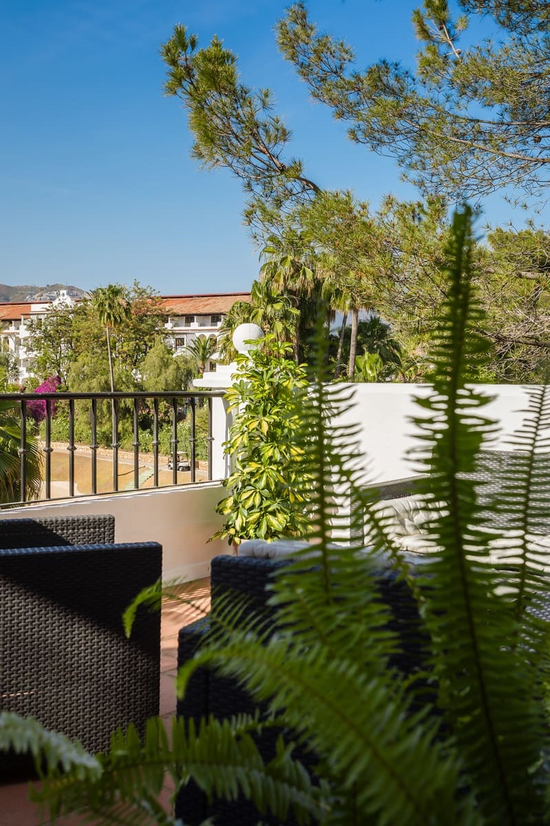 4 soveværelse Byhus til salg i Benahavis med swimmingpool garage - € 945.000 (Ref: 9616603)