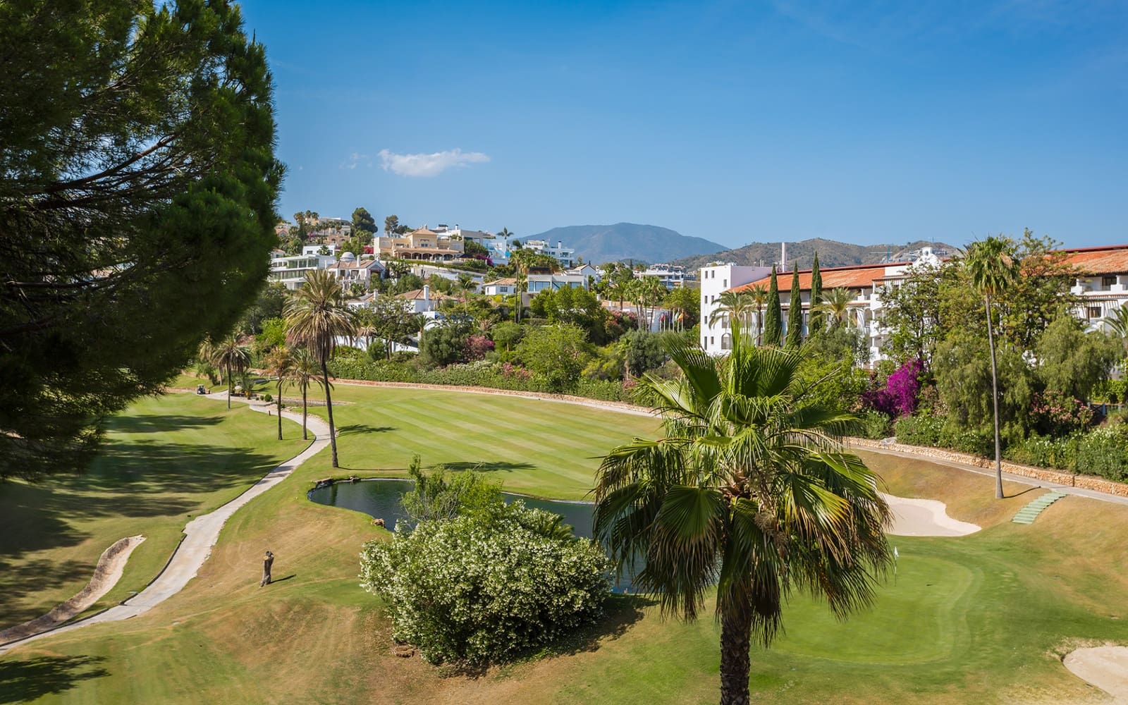 4 soveværelse Byhus til salg i Benahavis med swimmingpool garage - € 945.000 (Ref: 9616603)