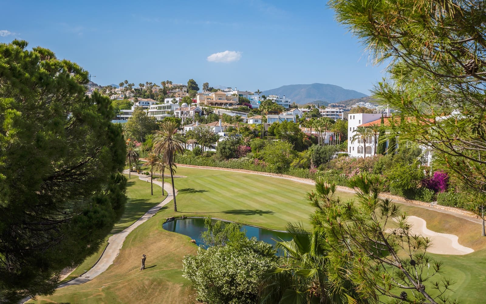 4 soveværelse Byhus til salg i Benahavis med swimmingpool garage - € 945.000 (Ref: 9616603)