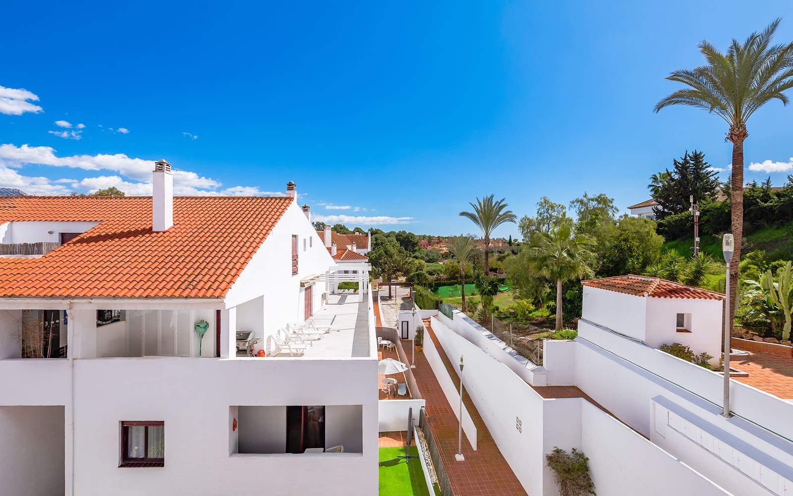 2 Zimmer Apartment zu verkaufen in Marbella mit Pool Garage - 670.000 € (Ref: 9616604)