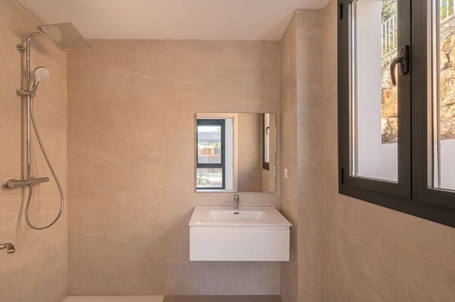 4 camera da letto Villa in vendita in Marbella con piscina garage - 1.500.000 € (Rif: 9616605)