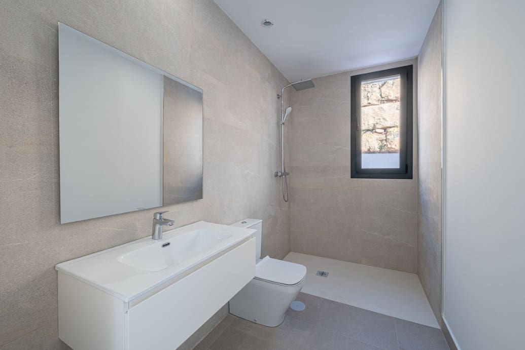 4 sypialnia Willa na sprzedaż w Marbella z basenem garażem - 1 500 000 € (Ref: 9616605)