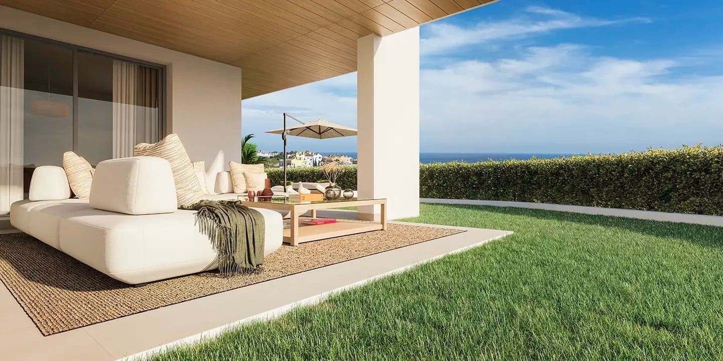 Apartamento de 3 habitaciones en Manilva en venta con piscina garaje - 365.000 € (Ref: 9616618)