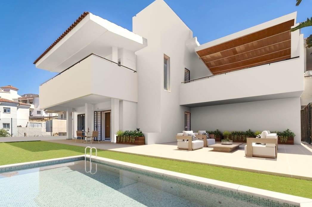 3 sovrum Villa till salu i Mijas Costa med pool garage - 750 000 € (Ref: 9616627)