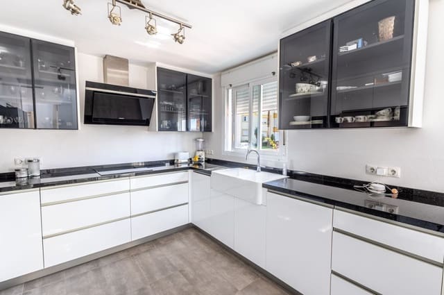 3 sypialnia Willa na sprzedaż w Alhaurín el Grande z basenem garażem - 695 000 € (Ref: 9616632)