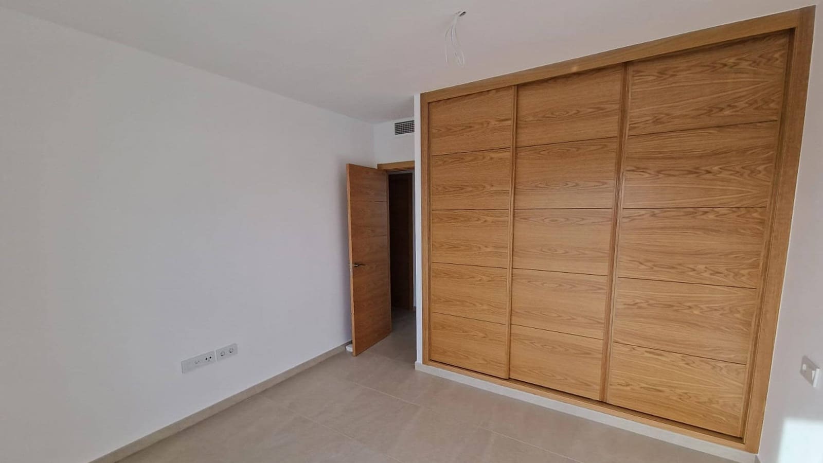 4 Zimmer Villa zu verkaufen in Manilva mit Pool Garage - 730.000 € (Ref: 9616633)