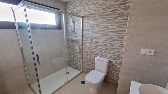 4 soverom Villa til salgs i Manilva med svømmebasseng garasje - € 730 000 (Ref: 9616633)