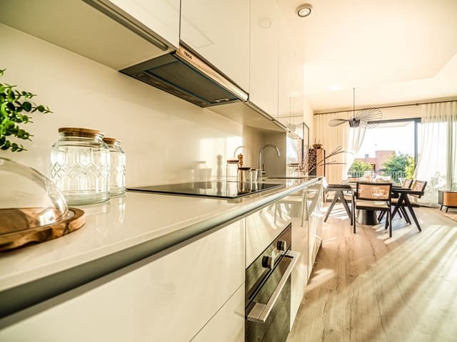 3 bedroom Semi-detached Villa for sale in Estepona with pool garage - € 595,000 (Ref: 9616634)