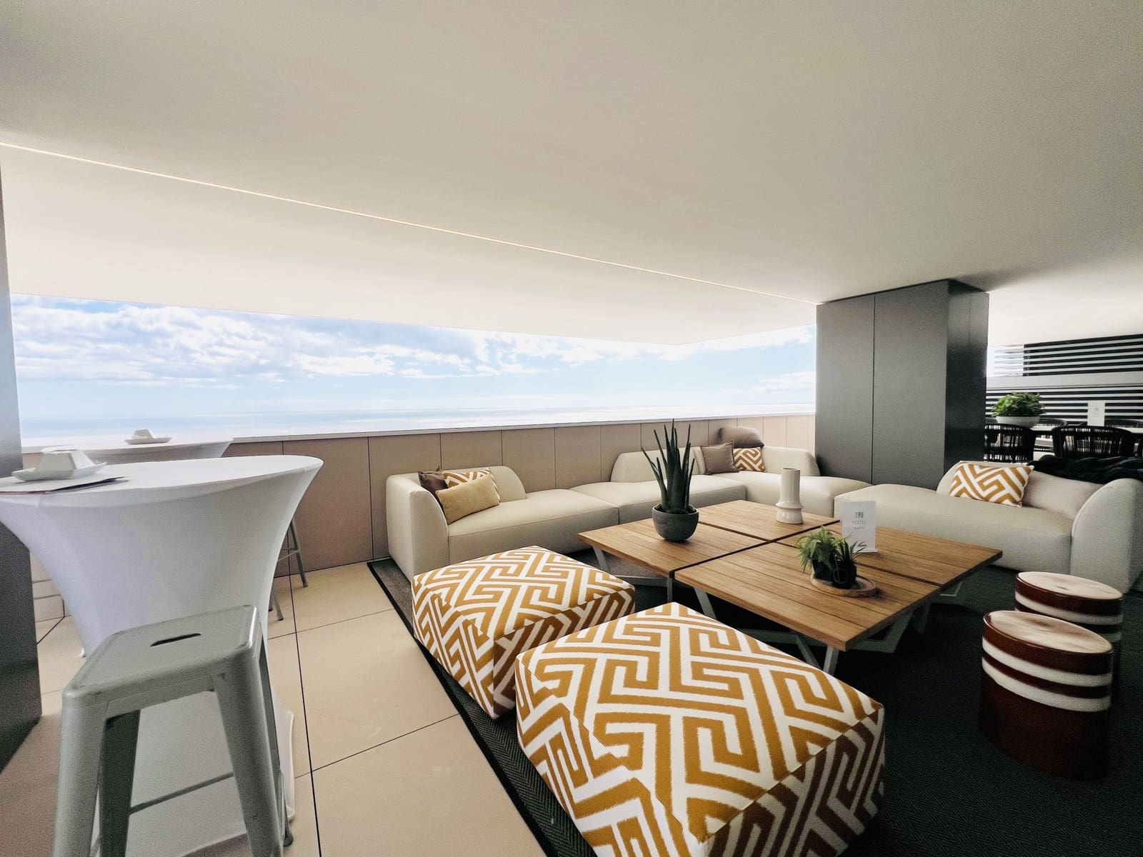 4 bedroom Apartment for sale in Malaga city with pool garage - € 2,236,000 (Ref: 9616651)