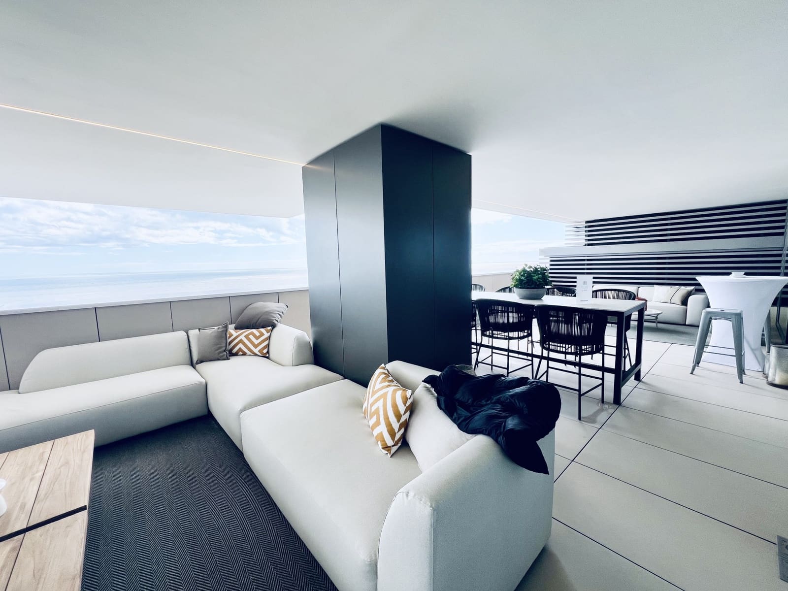 4 soverom Leilighet til salgs i Malaga by med svømmebasseng garasje - € 2 236 000 (Ref: 9616651)