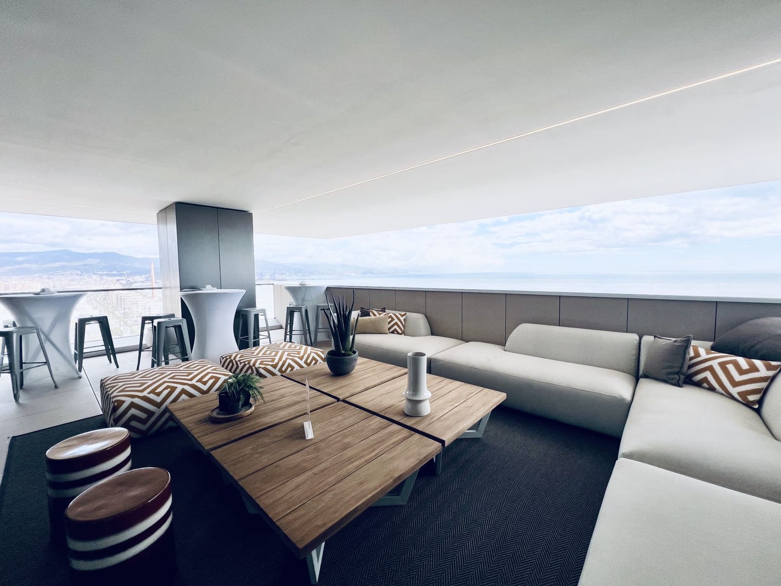 4 soverom Leilighet til salgs i Malaga by med svømmebasseng garasje - € 2 236 000 (Ref: 9616651)