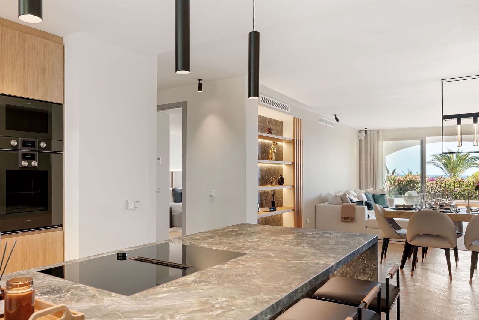 4 soverom Hus til salgs i Marbella med svømmebasseng garasje - € 1 695 000 (Ref: 9616655)