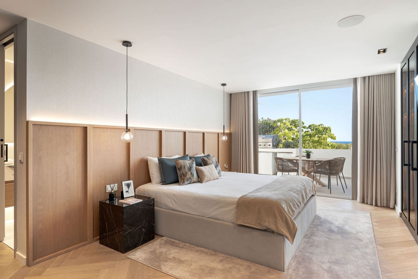 4 soverom Hus til salgs i Marbella med svømmebasseng garasje - € 1 695 000 (Ref: 9616655)
