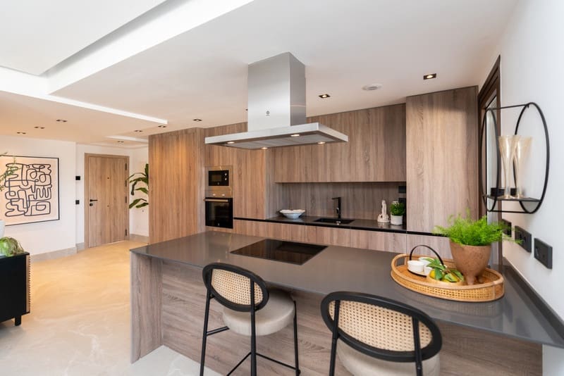 3 Zimmer Haus zu verkaufen in Marbella mit Pool Garage - 620.000 € (Ref: 9616656)