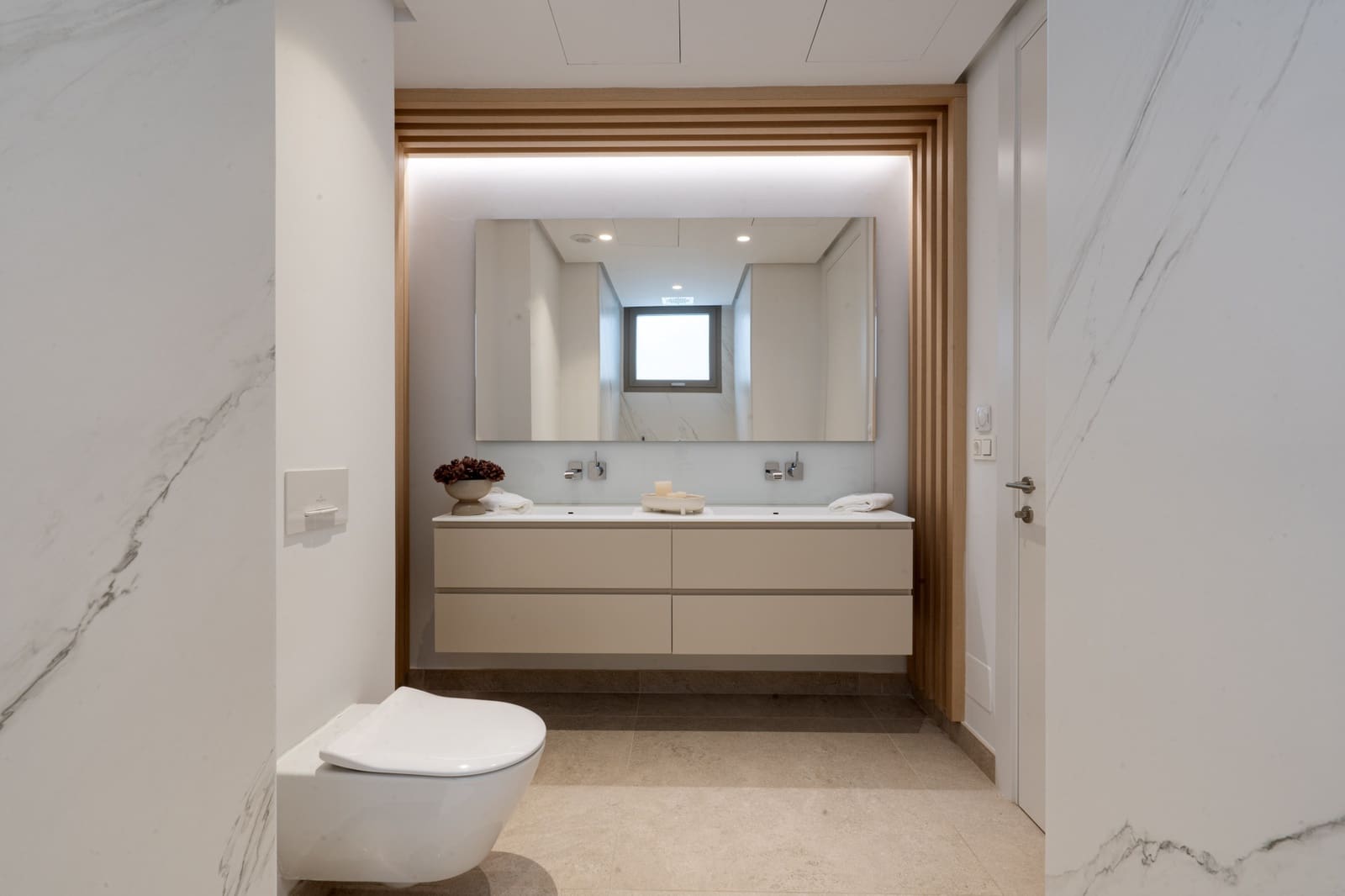 3 slaapkamer Appartement te koop in Marbella met zwembad garage - € 1.395.000 (Ref: 9616660)