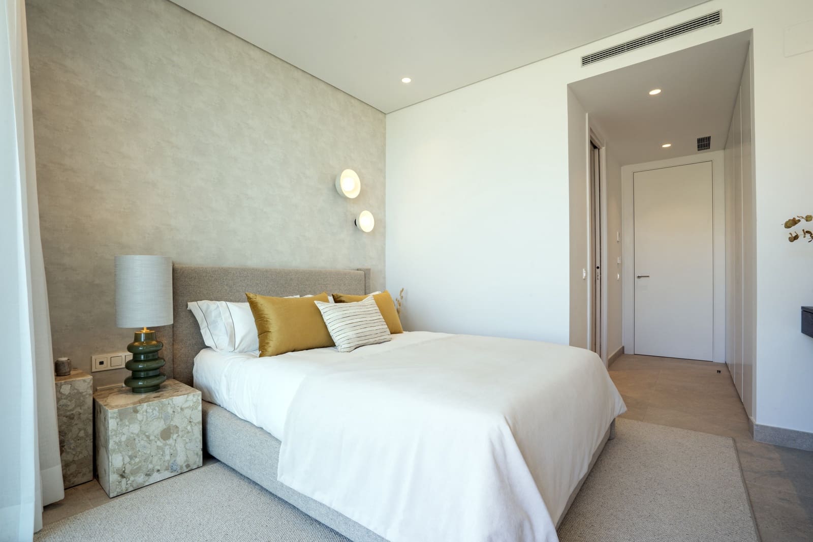 3 slaapkamer Appartement te koop in Marbella met zwembad garage - € 1.395.000 (Ref: 9616660)