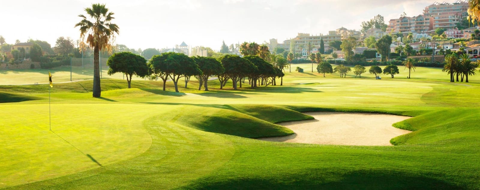 2 soverom Leilighet til salgs i Marbella med svømmebasseng garasje - € 820 000 (Ref: 9616664)