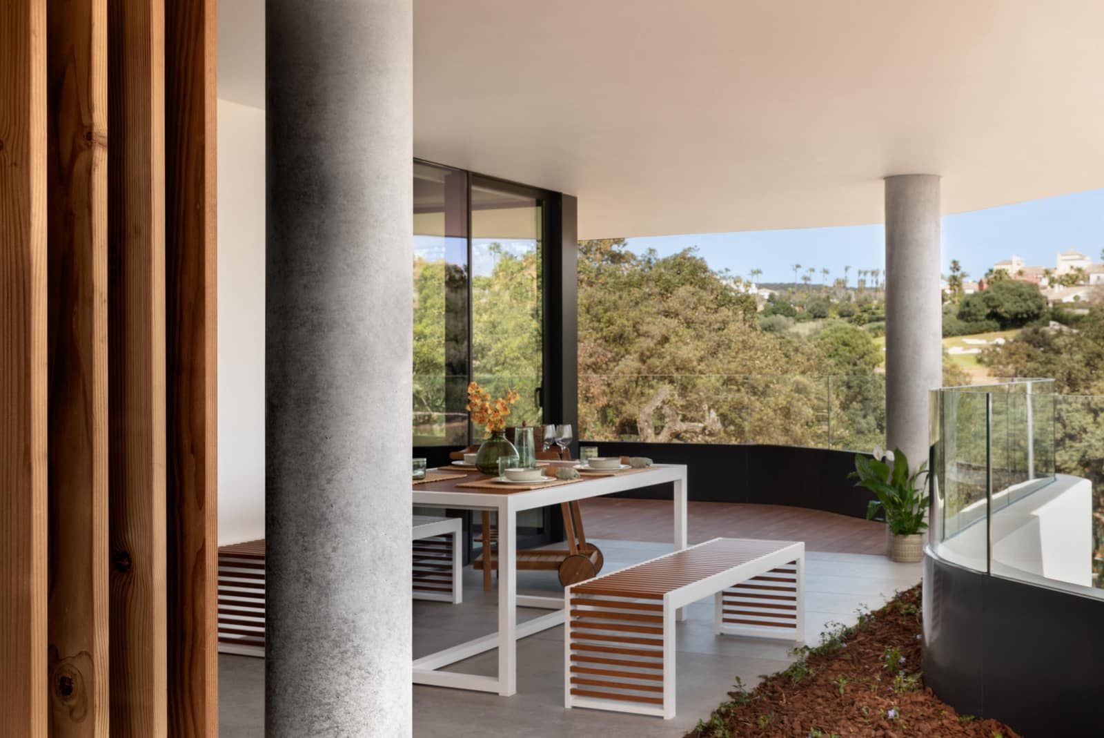 2 soveværelse Lejlighed til salg i Sotogrande med swimmingpool garage - € 950.000 (Ref: 9616681)