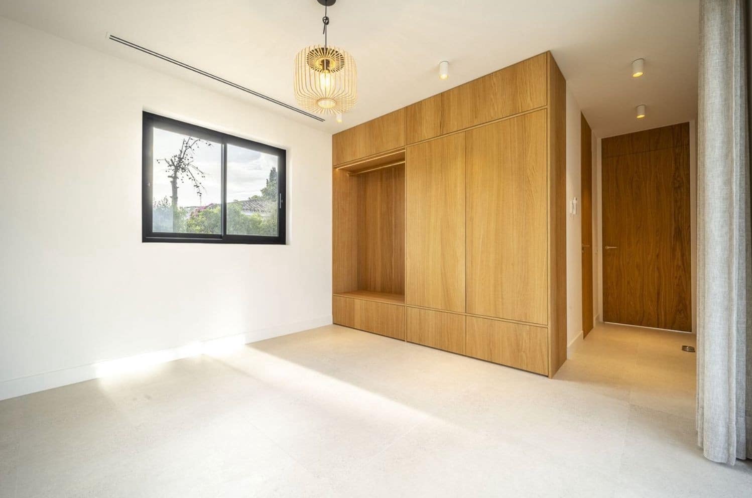 5 soveværelse Villa til salg i Estepona med swimmingpool garage - € 2.100.000 (Ref: 9616684)