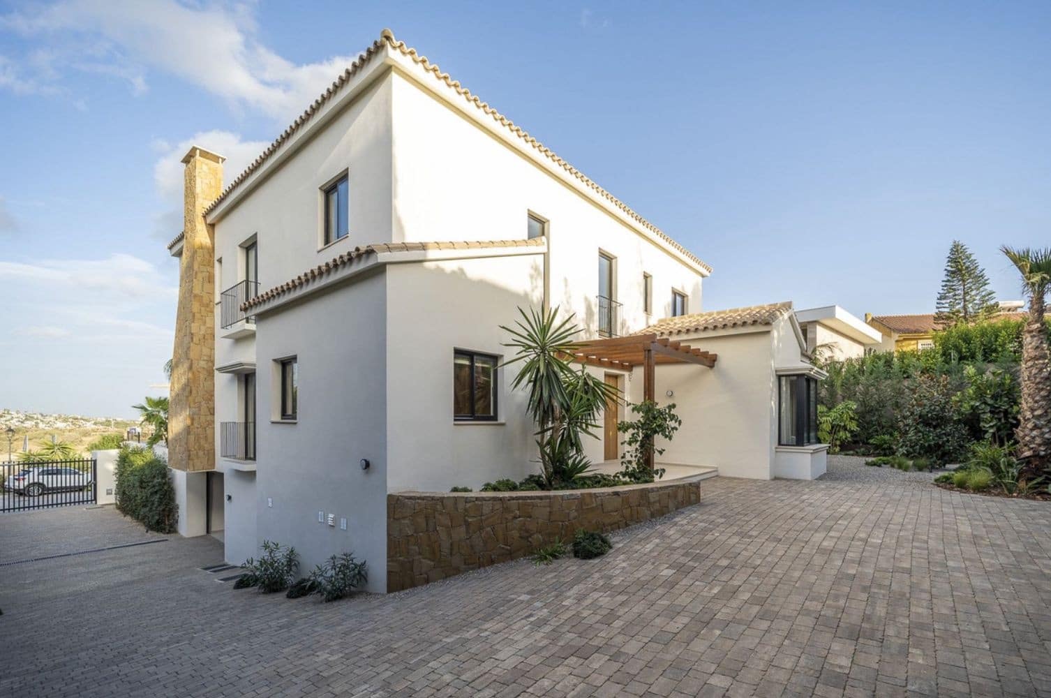 5 soveværelse Villa til salg i Estepona med swimmingpool garage - € 2.100.000 (Ref: 9616684)