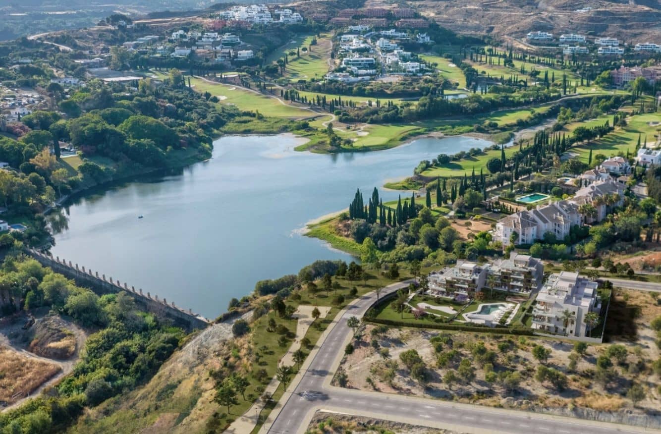 3 bedroom Apartment for sale in Marbella with pool garage - € 743,000 (Ref: 9616686)