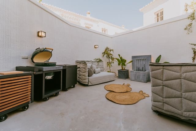 3 sovrum Hus till salu i Marbella med pool - 1 195 000 € (Ref: 9616691)