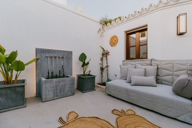 3 sovrum Hus till salu i Marbella med pool - 1 195 000 € (Ref: 9616691)