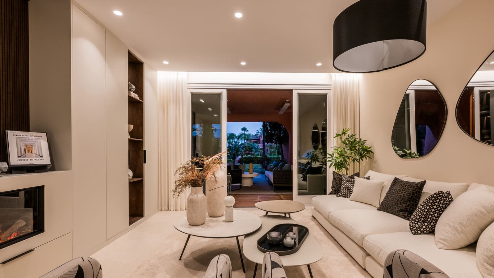 3 sovrum Lägenhet till salu i Estepona med pool garage - 1 825 000 € (Ref: 9616696)