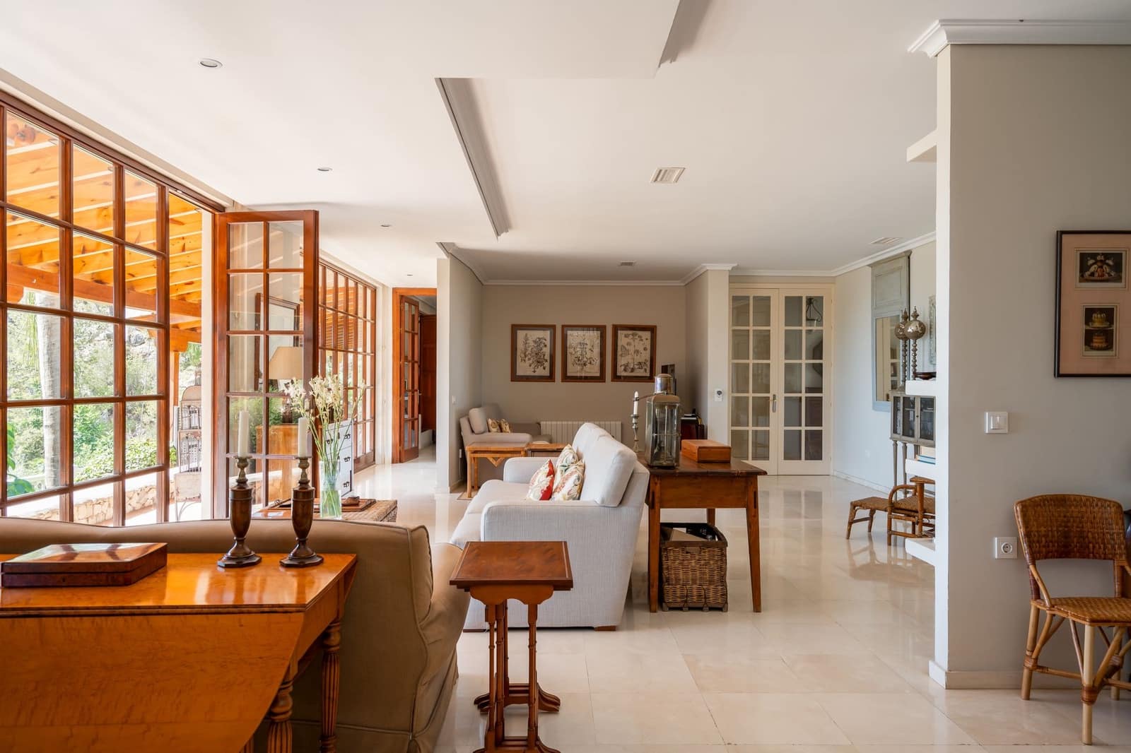 5 slaapkamer Villa te koop in Malaga stad met zwembad garage - € 1.990.000 (Ref: 9616701)