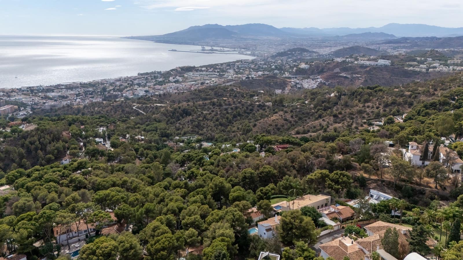 5 slaapkamer Villa te koop in Malaga stad met zwembad garage - € 1.990.000 (Ref: 9616701)