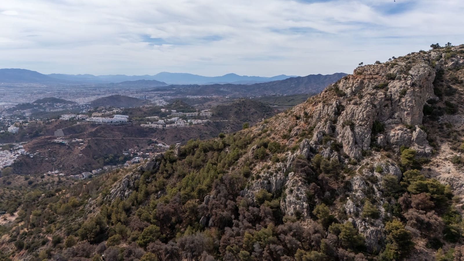 5 slaapkamer Villa te koop in Malaga stad met zwembad garage - € 1.990.000 (Ref: 9616701)