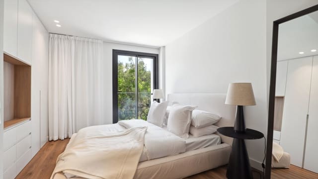 6 slaapkamer Villa te koop in Marbella met zwembad - € 2.495.000 (Ref: 9616718)