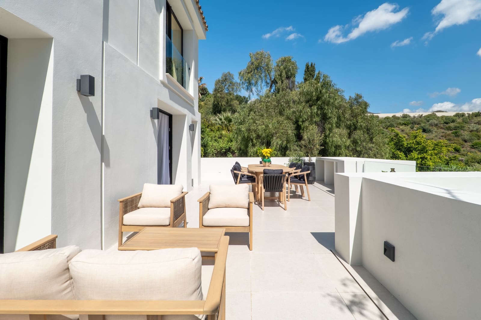 6 slaapkamer Villa te koop in Marbella met zwembad - € 2.495.000 (Ref: 9616718)