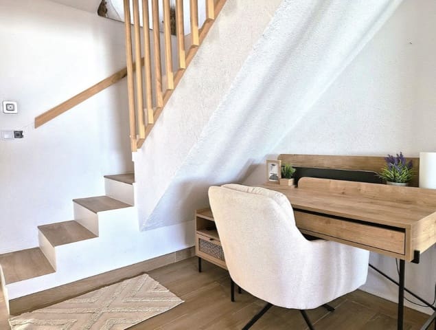 4 makuuhuone Huvila myytävänä paikassa Punta de la Chullera, Manilva mukana uima-altaan 
autotalli - 765 000 € (Ref: 9618938)