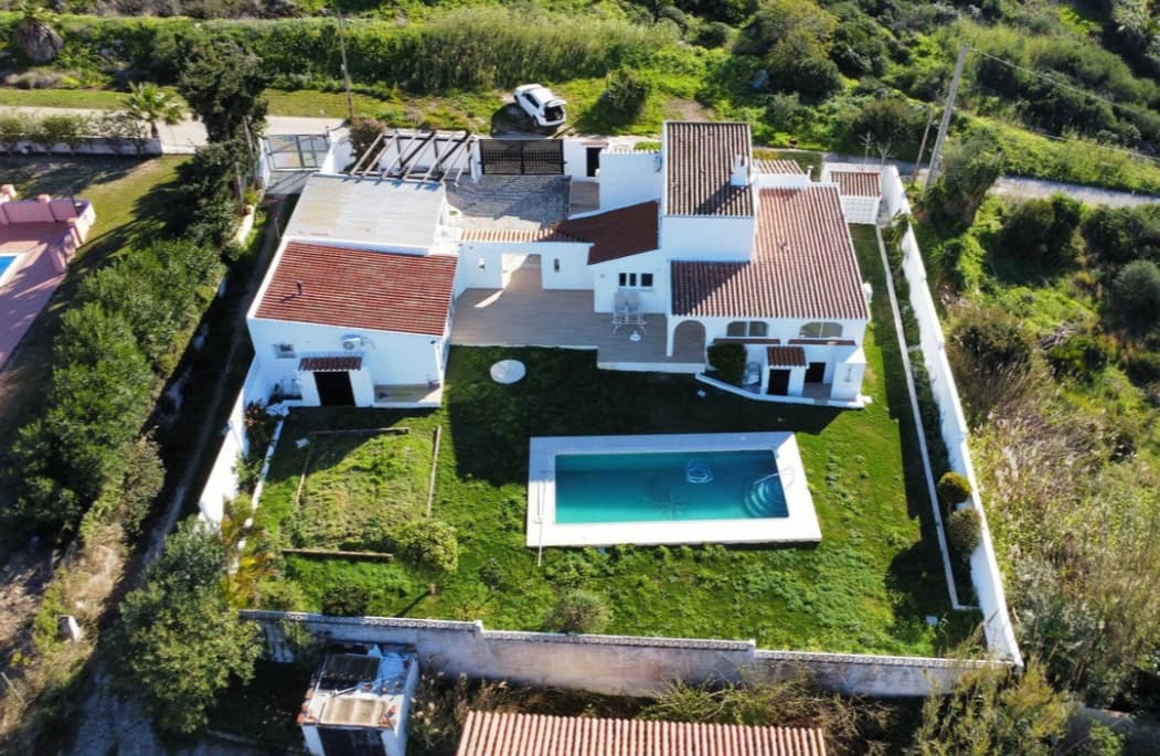 4 makuuhuone Huvila myytävänä paikassa Punta de la Chullera mukana uima-altaan 
autotalli - 765 000 € (Ref: 9618938)