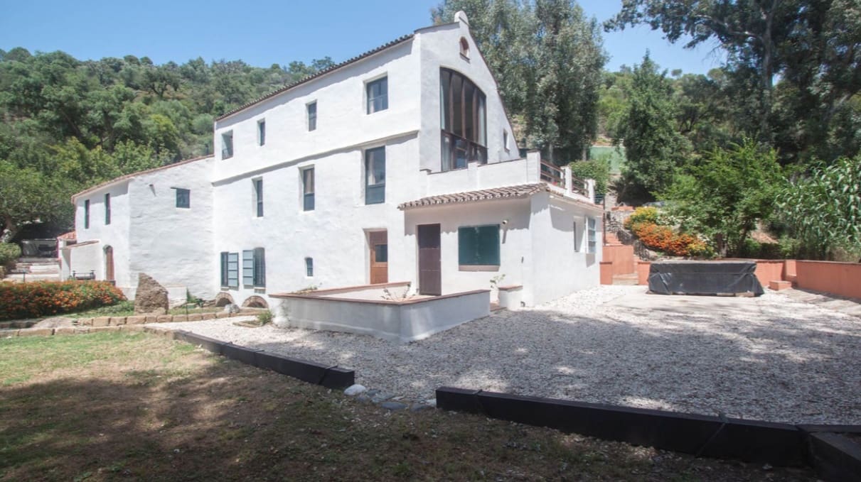 6 slaapkamer Villa te koop in Gaucin met zwembad garage - € 850.000 (Ref: 9618939)