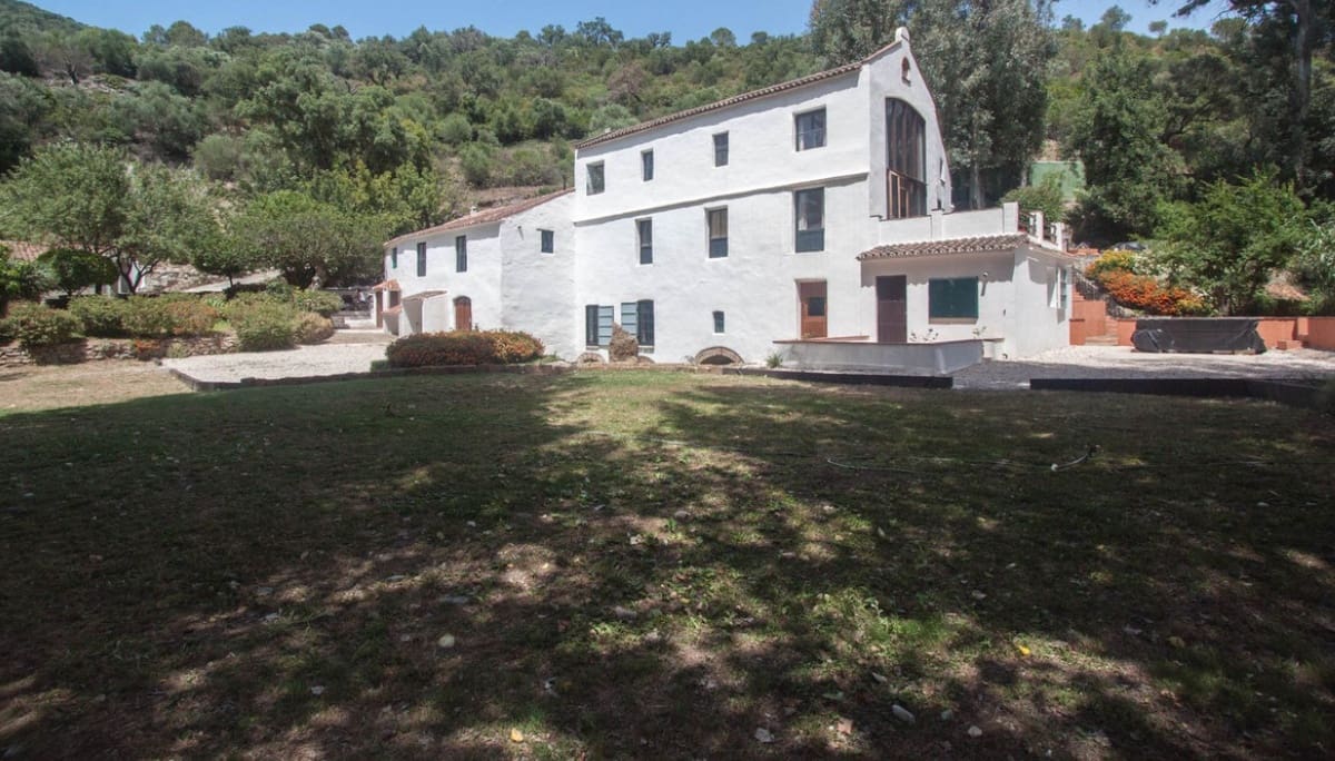 6 bedroom Villa for sale in Gaucin with pool garage - € 850,000 (Ref: 9618939)