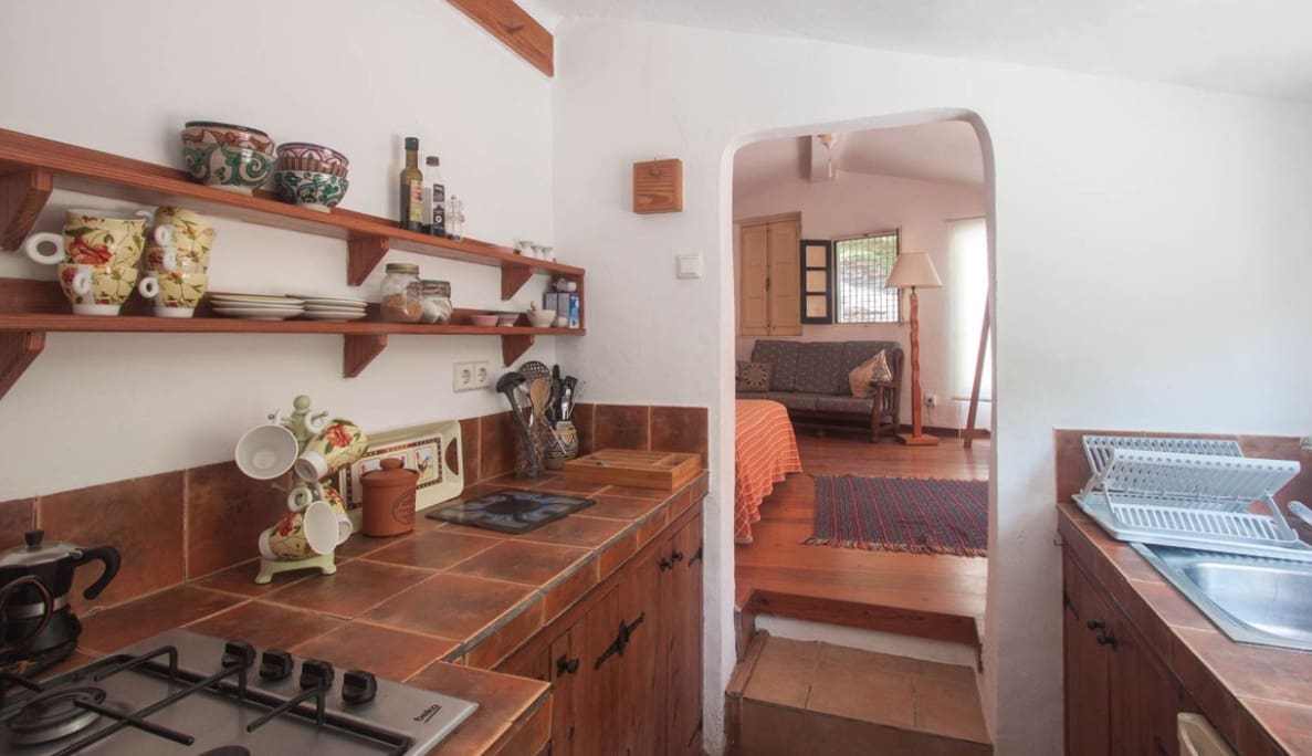 6 bedroom Villa for sale in Gaucin with pool garage - € 850,000 (Ref: 9618939)