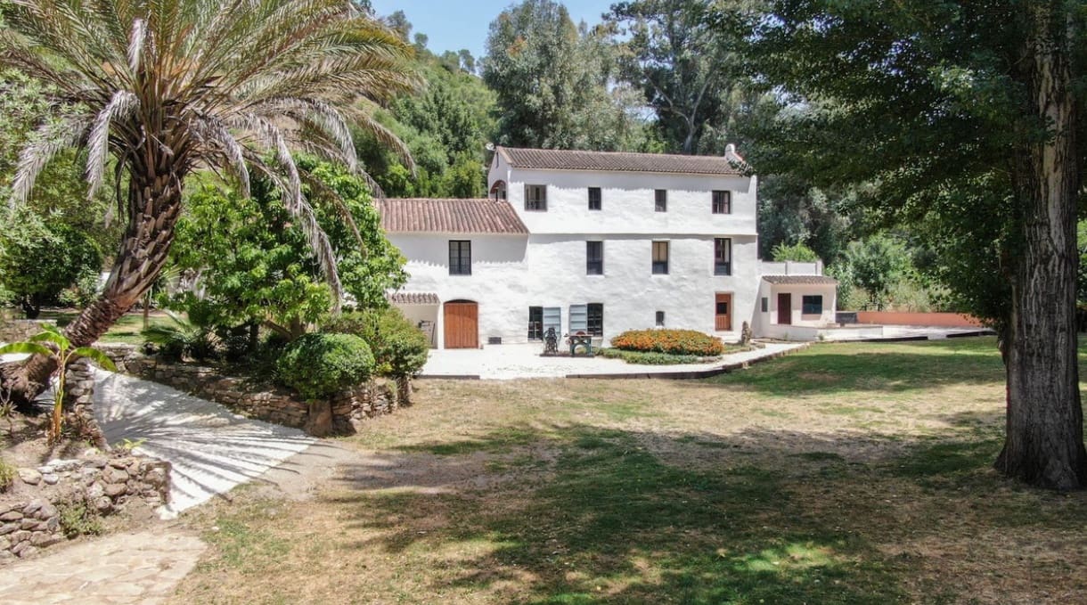6 bedroom Villa for sale in Gaucin with pool garage - € 850,000 (Ref: 9618939)