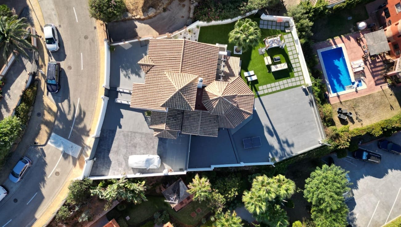 4 soverom Villa til salgs i La Alcaidesa med svømmebasseng garasje - € 760 000 (Ref: 9618940)