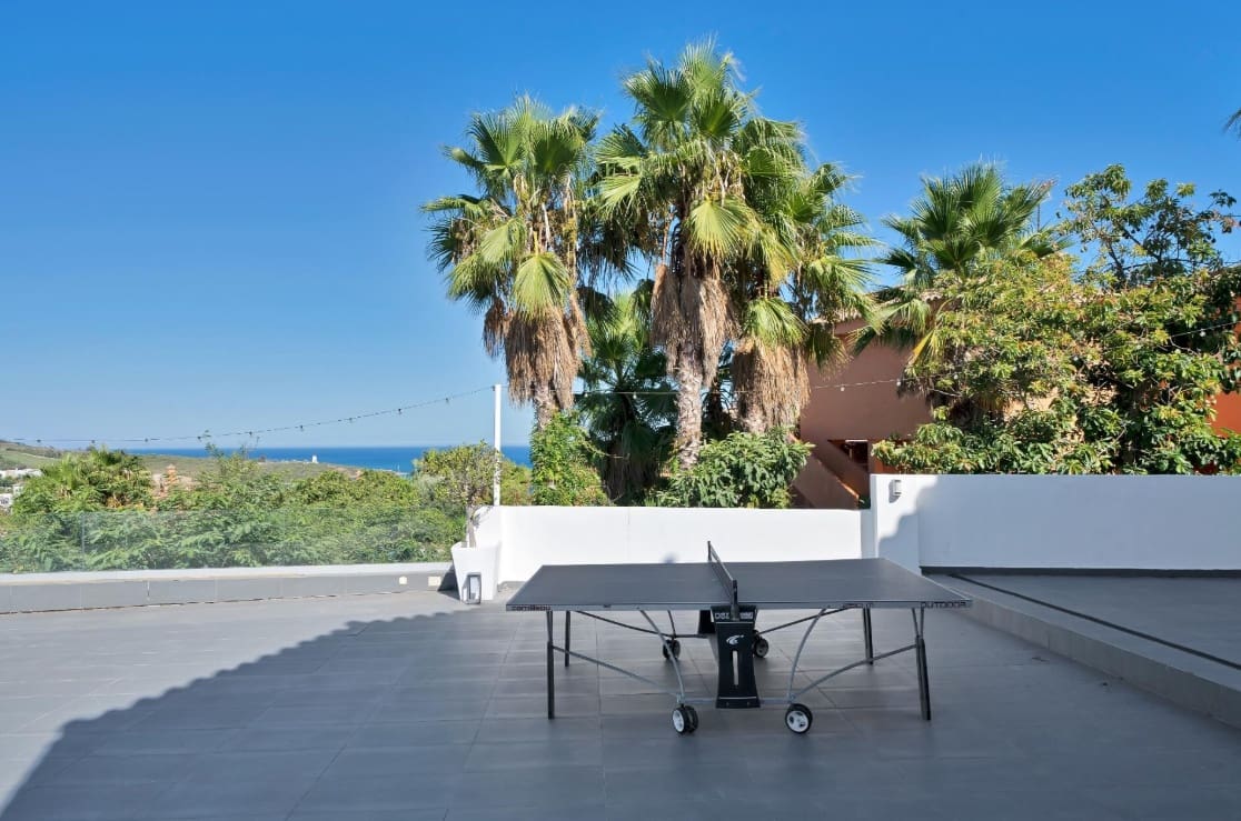 4 soverom Villa til salgs i La Alcaidesa med svømmebasseng garasje - € 760 000 (Ref: 9618940)