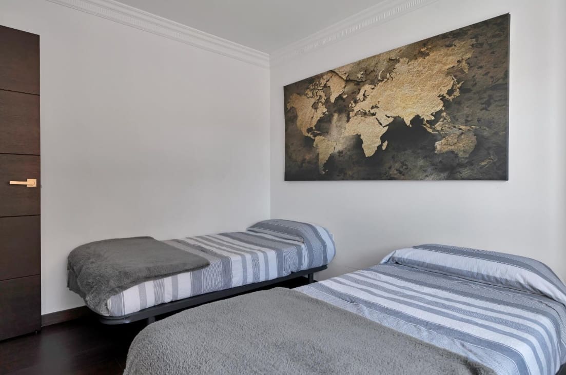 4 soverom Villa til salgs i La Alcaidesa med svømmebasseng garasje - € 760 000 (Ref: 9618940)