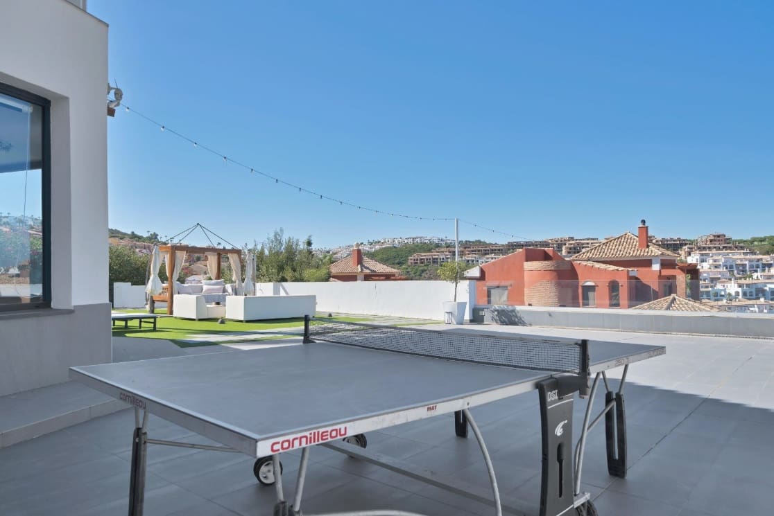 4 soverom Villa til salgs i La Alcaidesa med svømmebasseng garasje - € 760 000 (Ref: 9618940)
