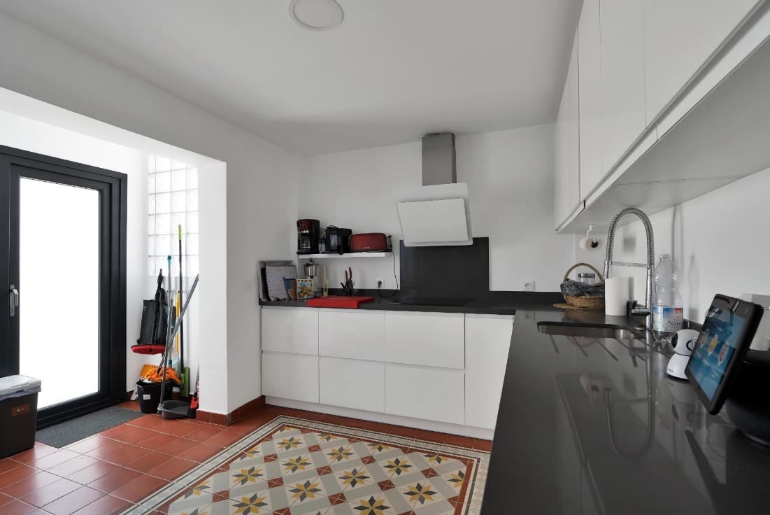 4 soverom Villa til salgs i La Alcaidesa med svømmebasseng garasje - € 760 000 (Ref: 9618940)