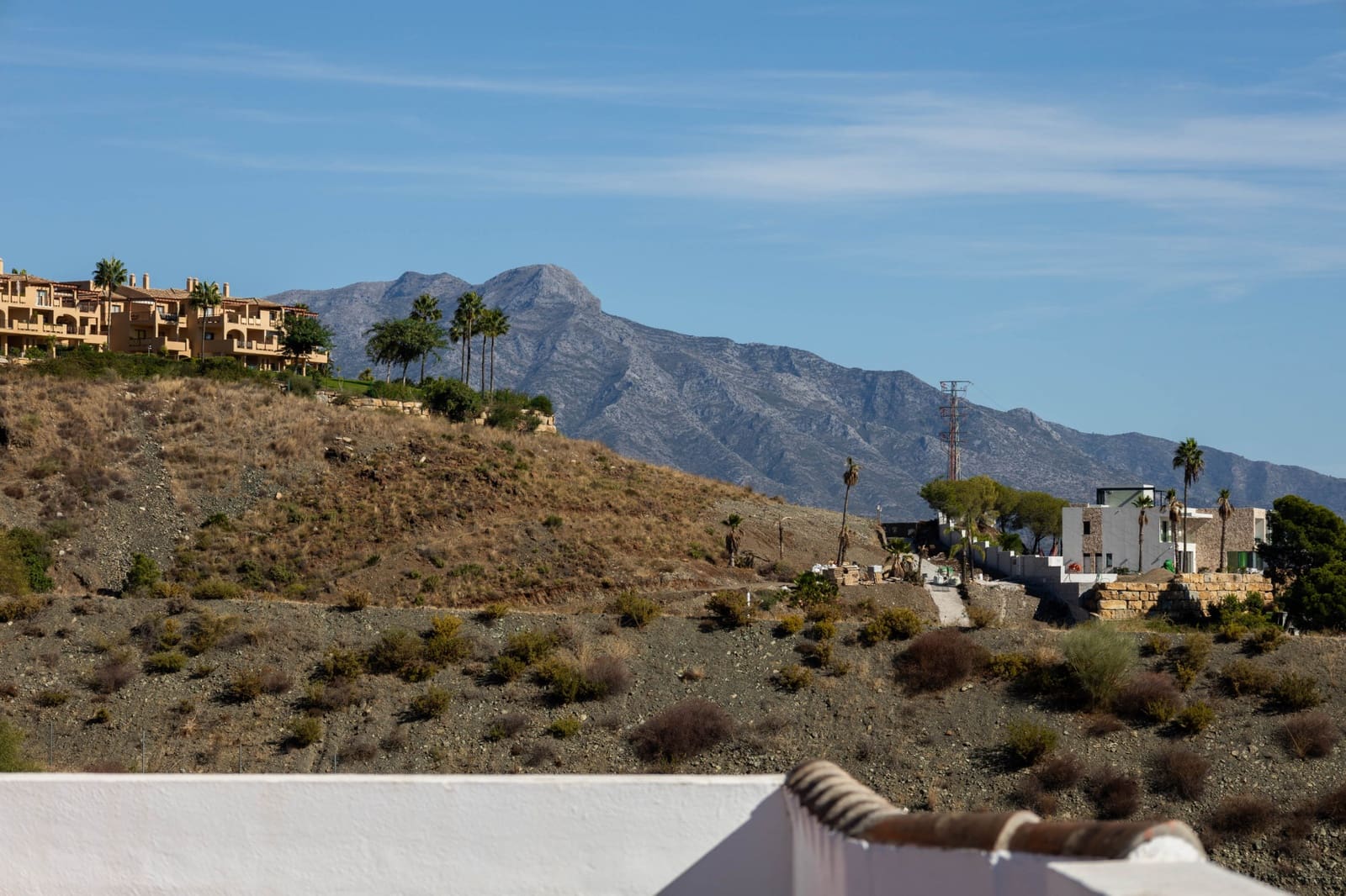 3 bedroom Penthouse for sale in Benahavis with pool garage - € 699,000 (Ref: 9618941)