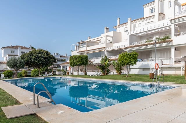 3 makuuhuone Kattohuoneisto myytävänä paikassa Marbella mukana uima-altaan 
autotalli - 750 000 € (Ref: 9618942)