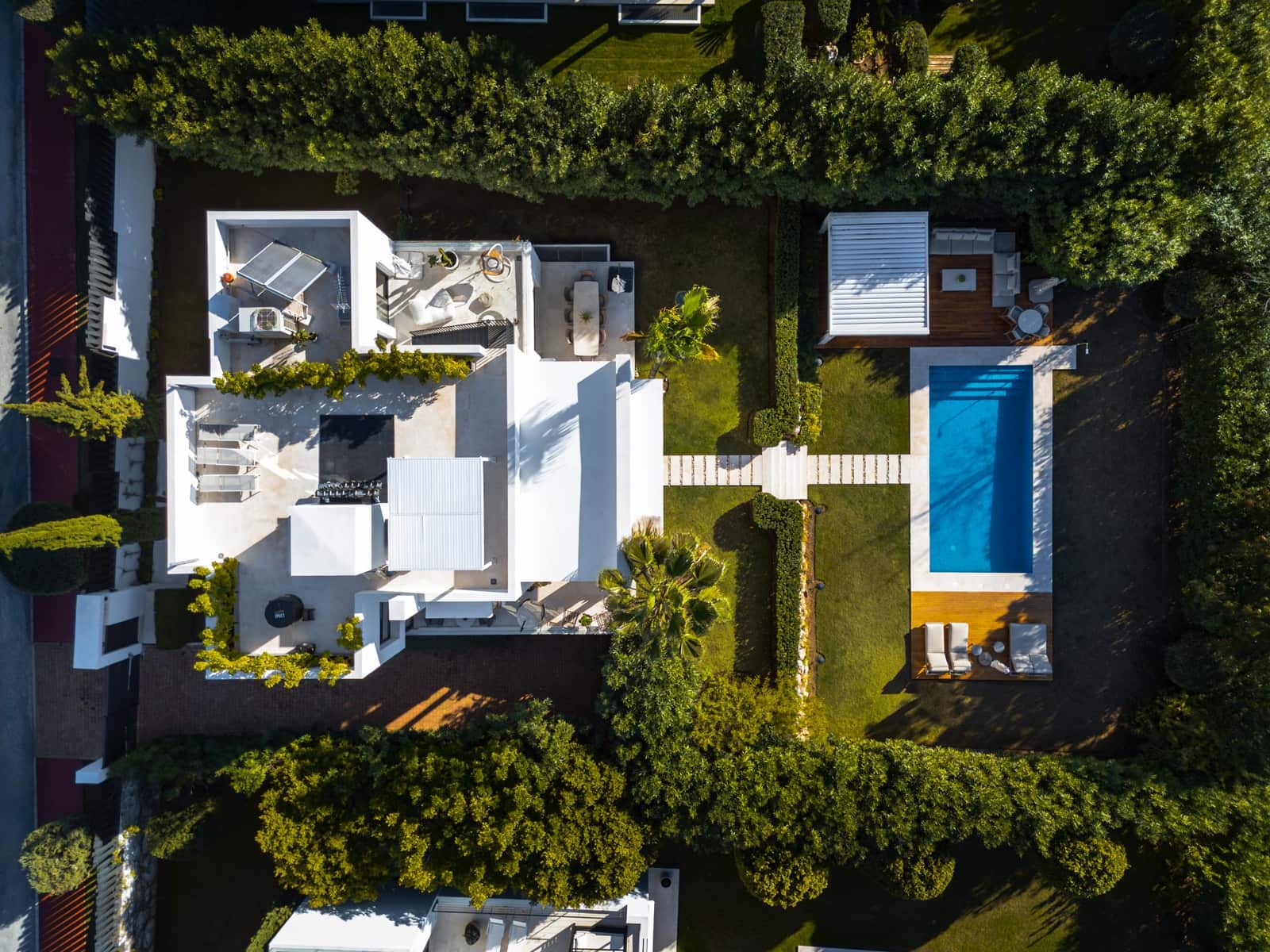 6 makuuhuone Huvila myytävänä paikassa Marbella mukana uima-altaan 
autotalli - 3 980 000 € (Ref: 9618943)