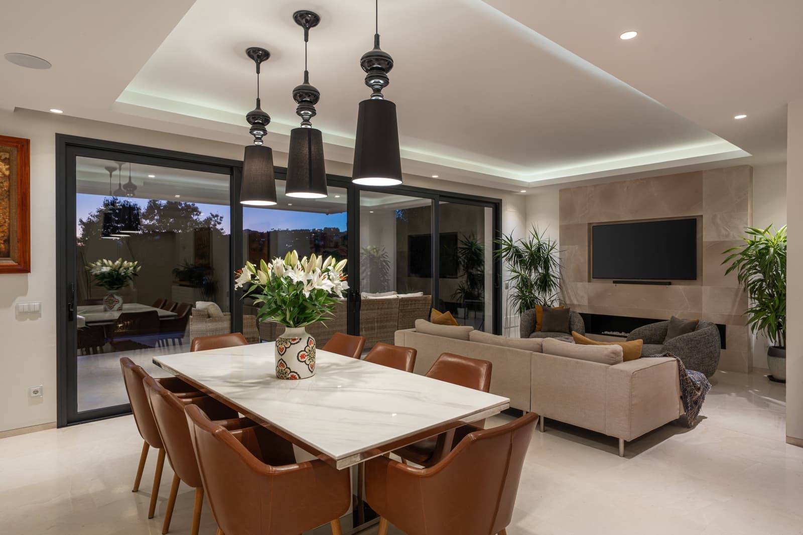 6 sovrum Villa till salu i Marbella med pool garage - 3 980 000 € (Ref: 9618943)