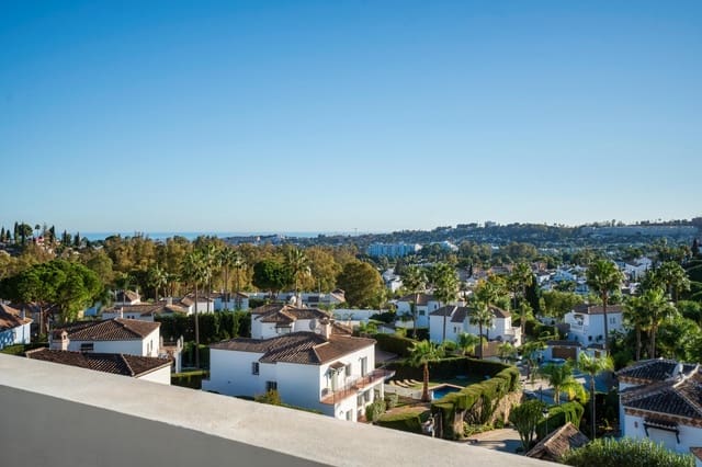 3 soveværelse Penthouse til salg i Marbella med swimmingpool garage - € 1.695.000 (Ref: 9618947)