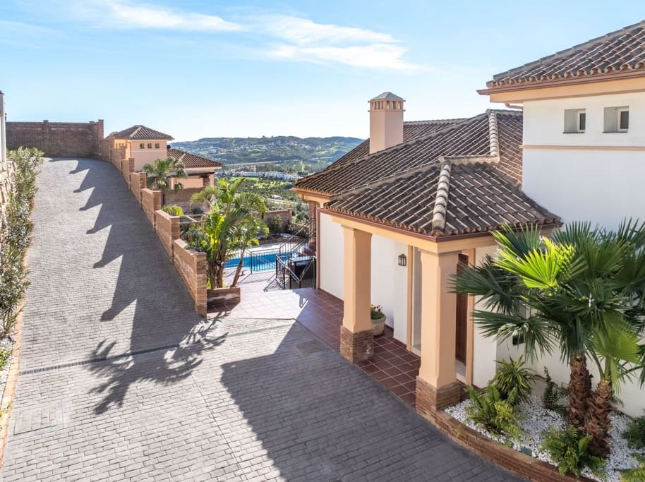 4 Zimmer Villa zu verkaufen in Mijas mit Pool Garage - 1.430.000 € (Ref: 9633844)